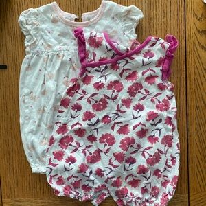 Burt’s Bees lot of Floral and Bird Print Baby bubbles